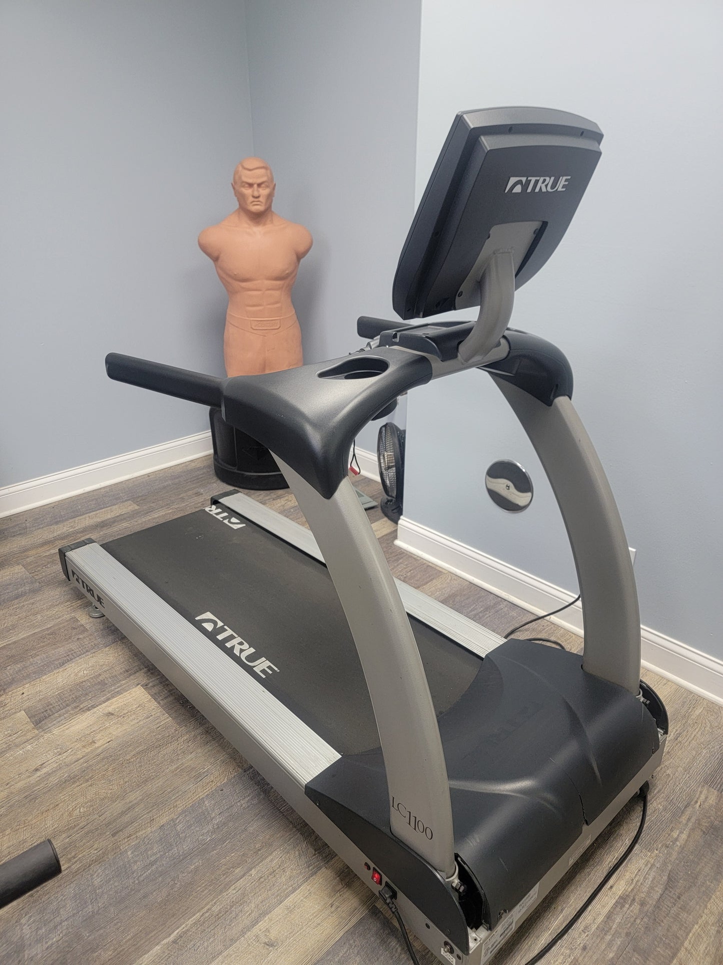 COMMERCIAL GYM EQUIPMENT PACKAGE Pickup in Joliet, IL | $12,000 Value | $9700 Package Price | Financing Available