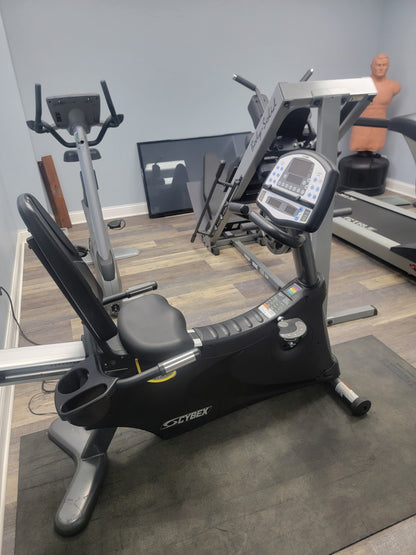 COMMERCIAL GYM EQUIPMENT PACKAGE  Pickup in Joliet, IL | $12,000 Value | $9700 Package Price | Financing Available