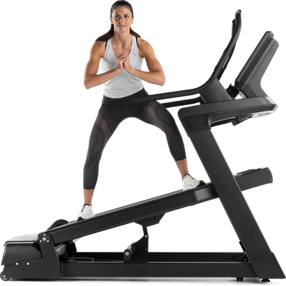 Freemotion SMARTSERIES™ i10.9b Incline Trainer