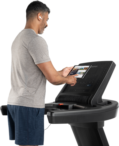 Freemotion SmartSeries™ t8.9b Treadmill – Redefine Your Running Experience SKU: VMTL29822 / VMTL29822-INT