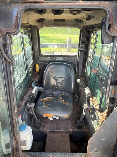 2005 NEW HOLLAND LS185B